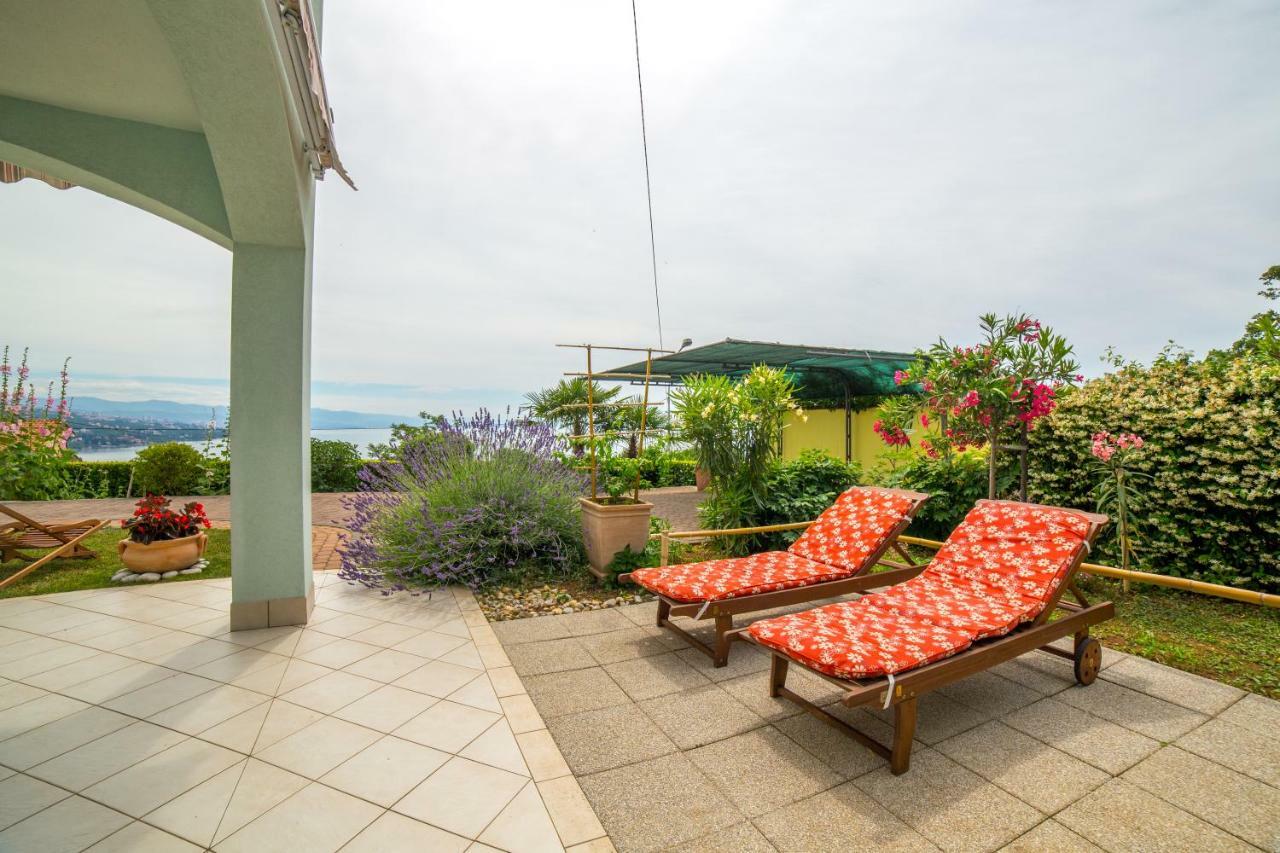 Apartment Opatija Exterior photo